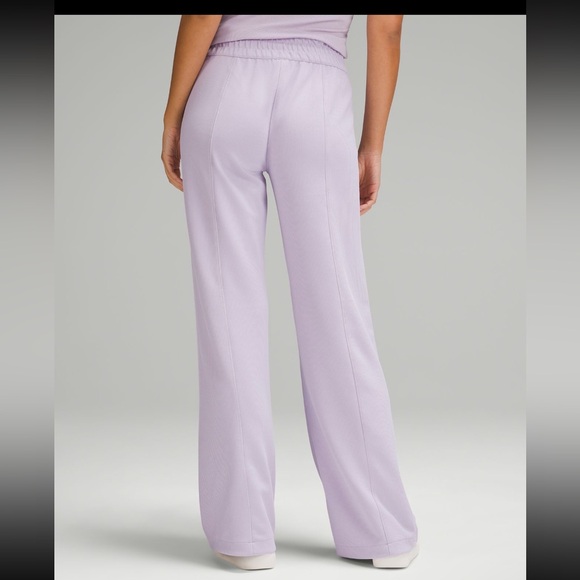 Lululemon Ribbed Softstreme Mid-Rise Pant 32" / Lilac Ether NWT - Picture 3 of 7